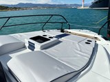 Fore deck sunpad and seat